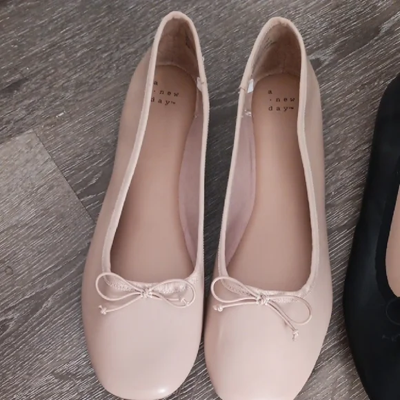A New Day Women's Flats - Cream and Black - Picture 3 of 11